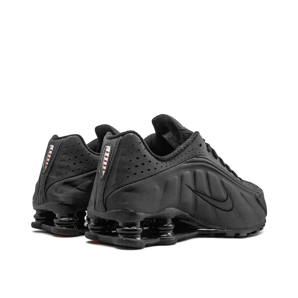 Nike Shox R4 'Triple Black'